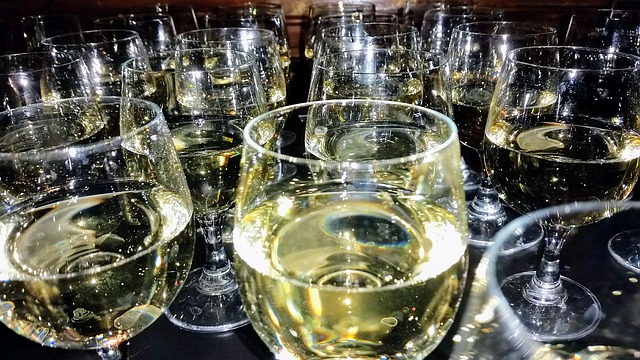 Ignacy Krasicki - "Wino i woda" - czytanki.pl